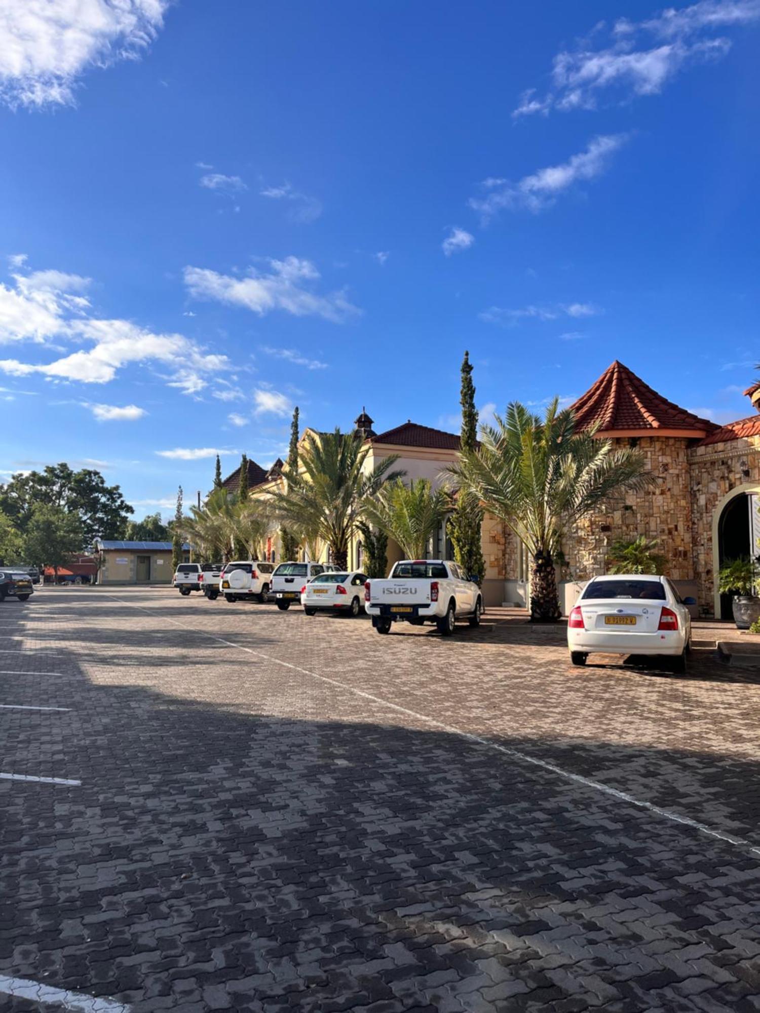 The Windhoek Luxury Suites Exterior foto