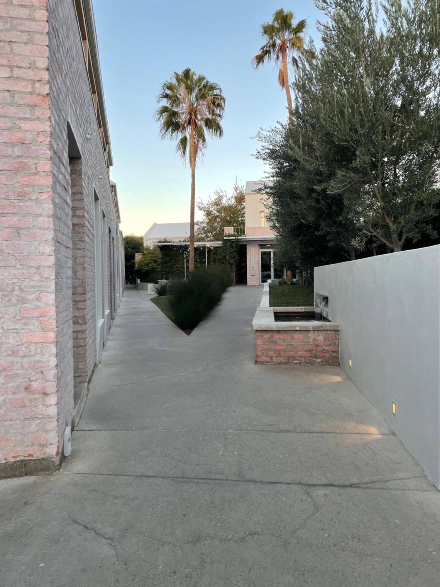 The Windhoek Luxury Suites Exterior foto