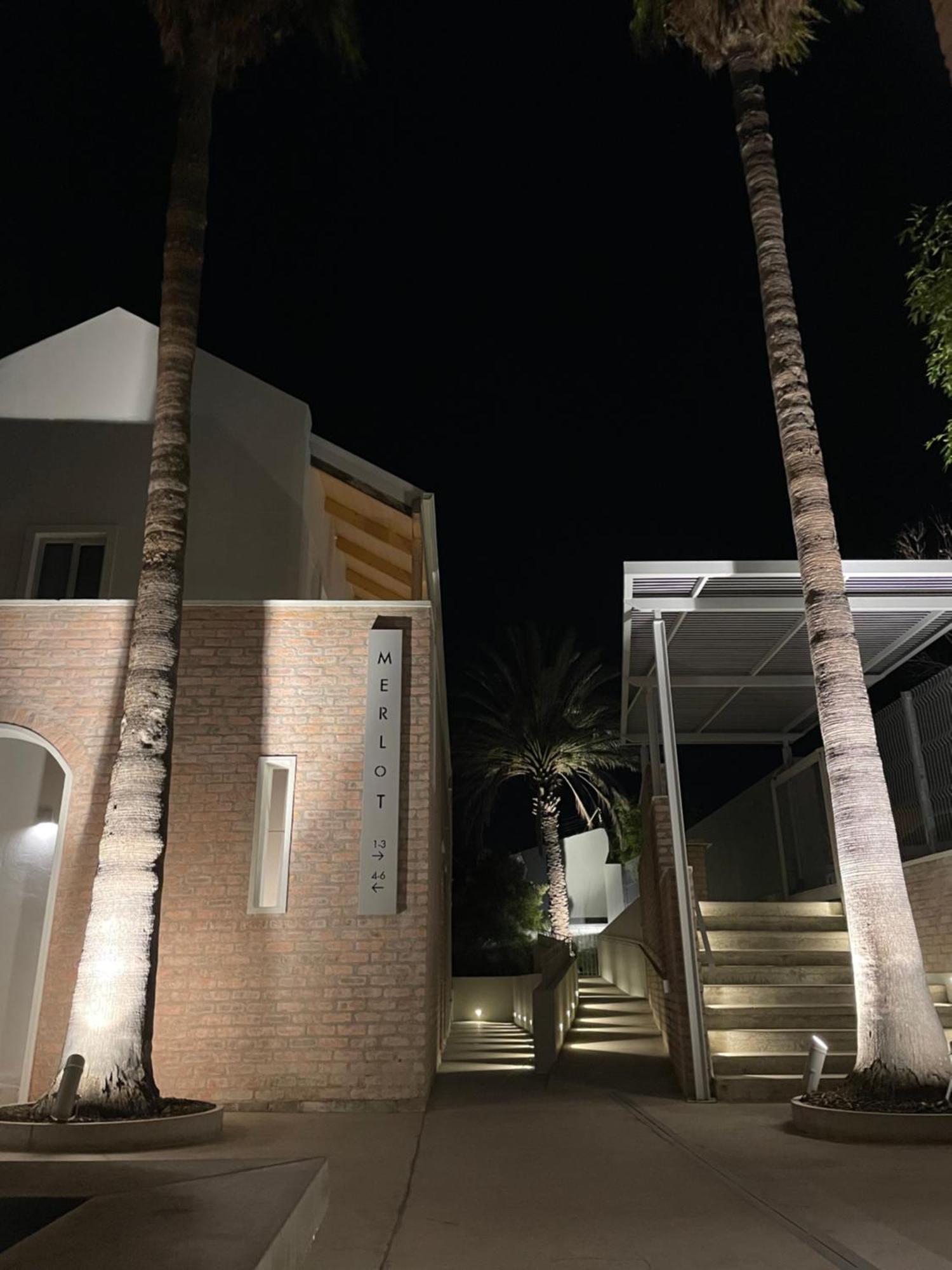 The Windhoek Luxury Suites Exterior foto